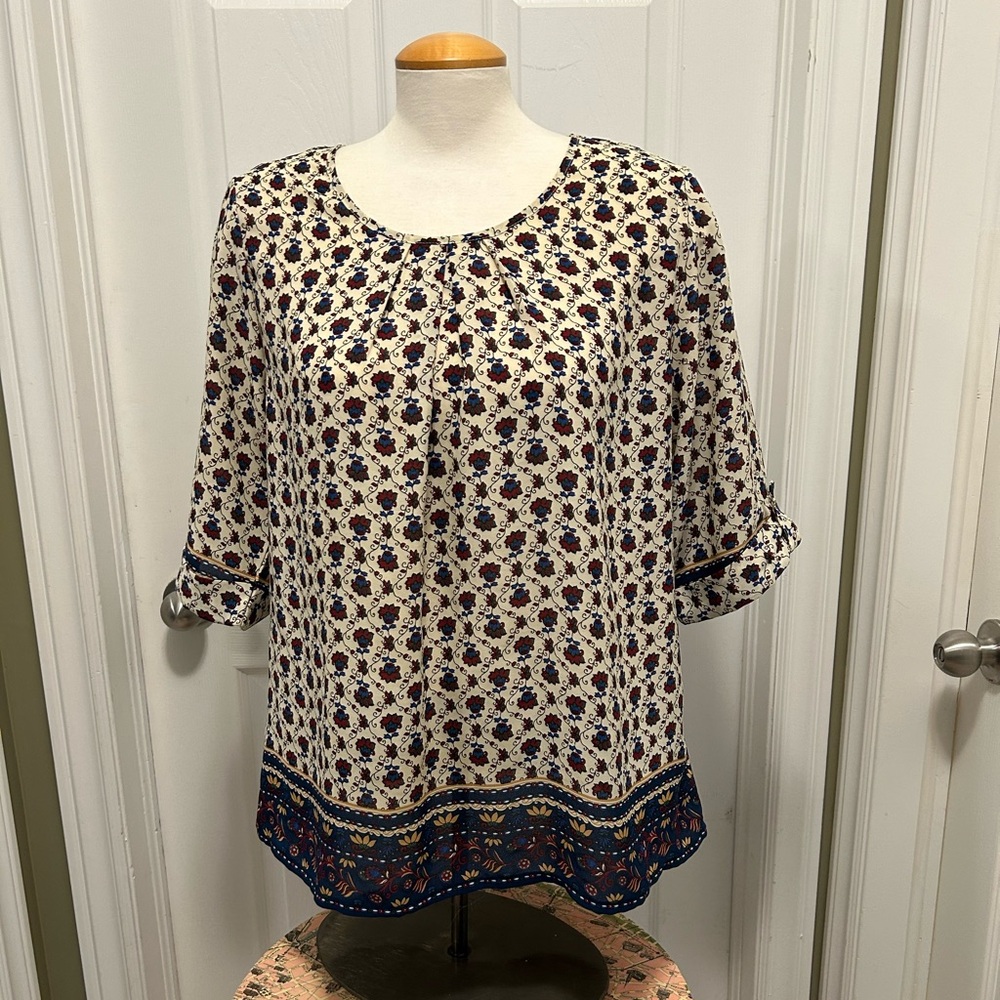 Twenty4, women's 3/4 sleeve light weight blouse size 16.